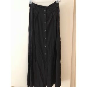 black brandy melville maxi skirt